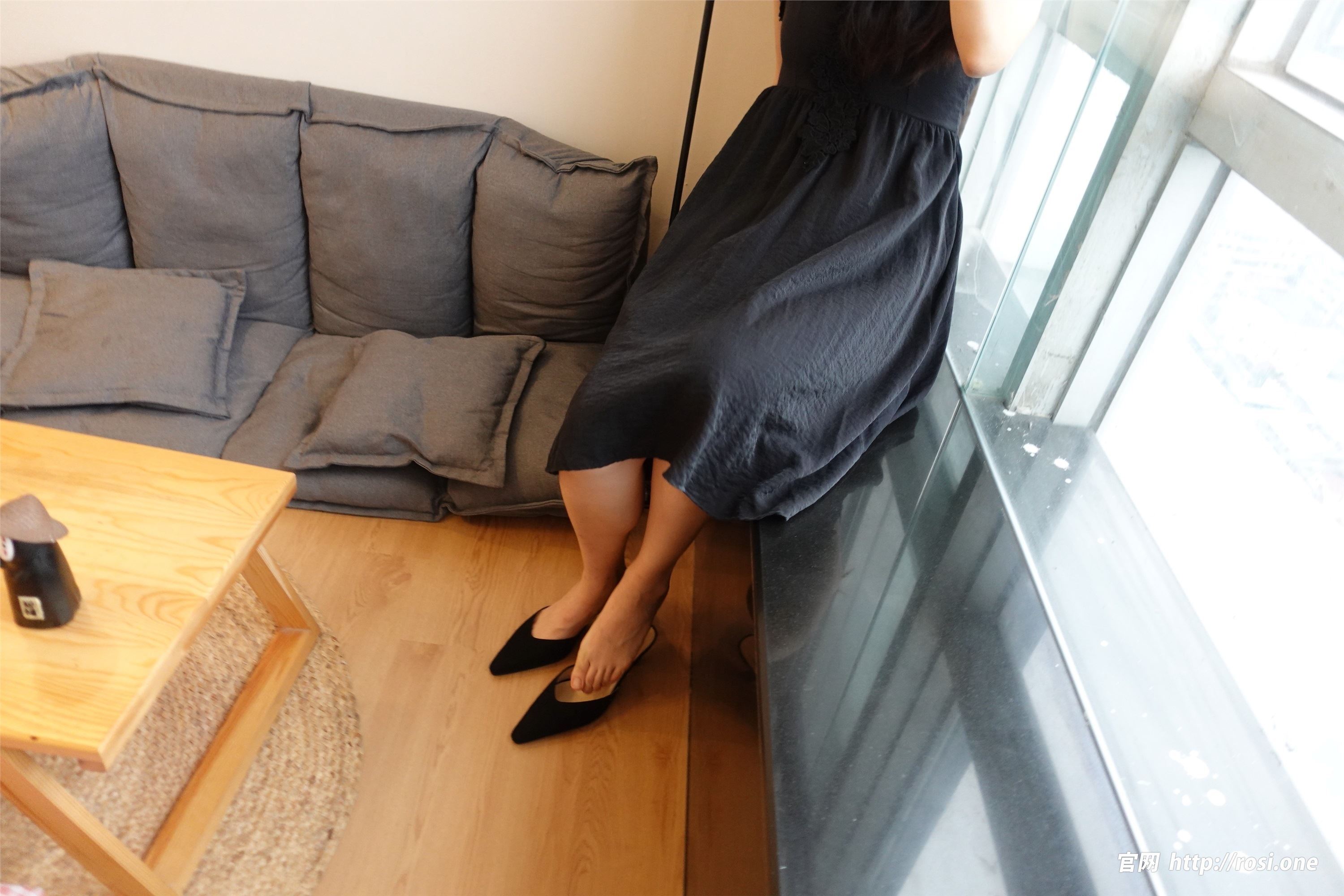 ROSI写真 2022.11.21 NO.4004